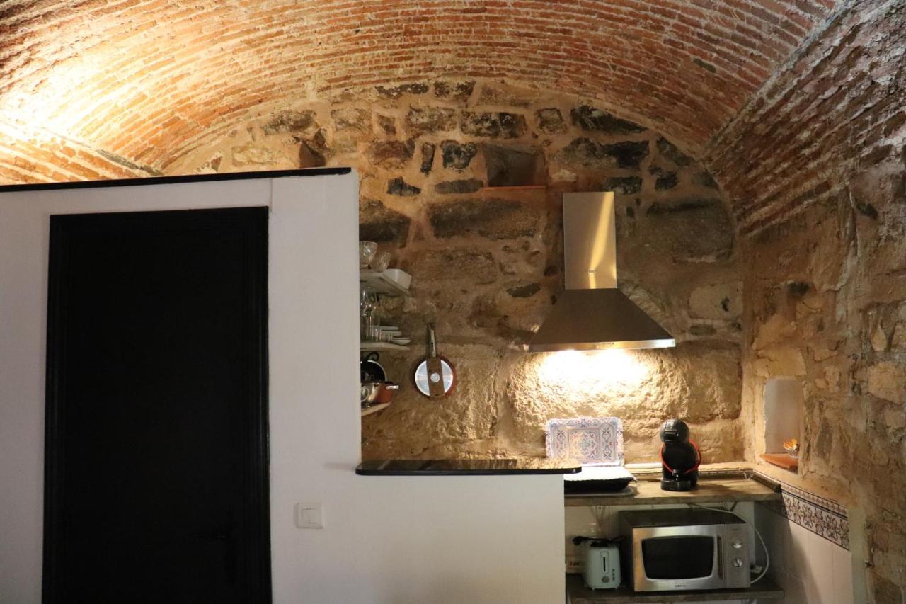 Apartamentos Las Buganvillas กาเซเรส ภายนอก รูปภาพ
