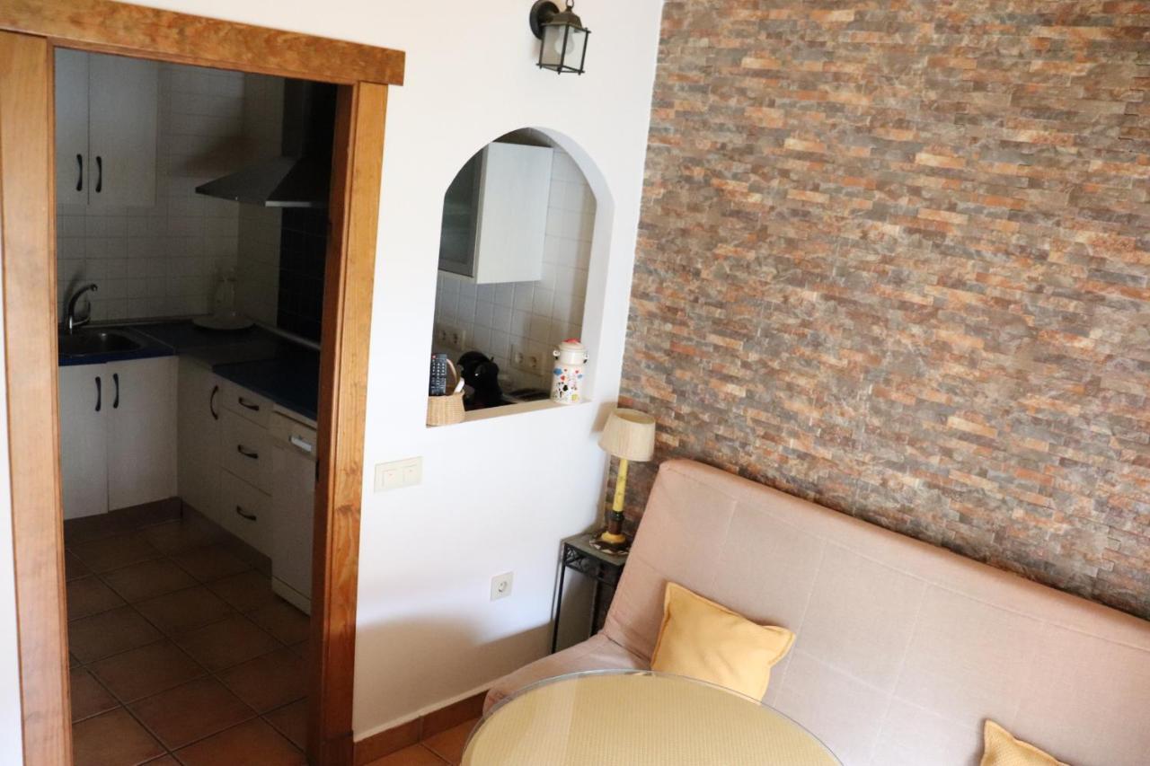 Apartamentos Las Buganvillas กาเซเรส ภายนอก รูปภาพ