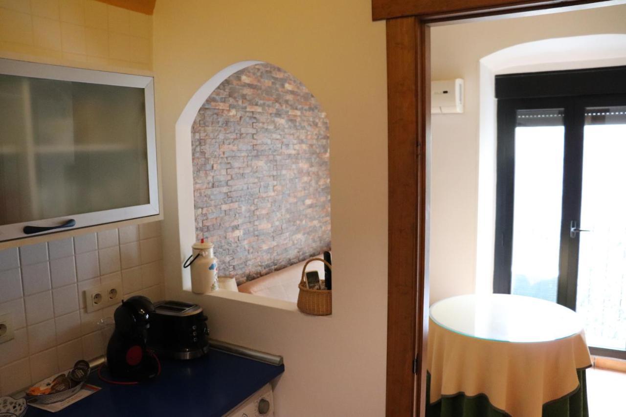 Apartamentos Las Buganvillas กาเซเรส ภายนอก รูปภาพ