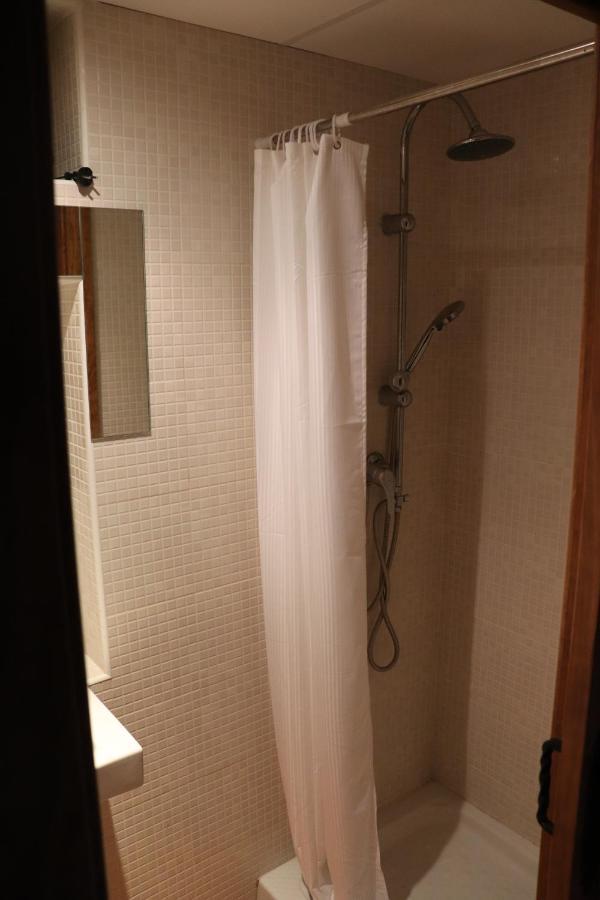 Apartamentos Las Buganvillas กาเซเรส ภายนอก รูปภาพ